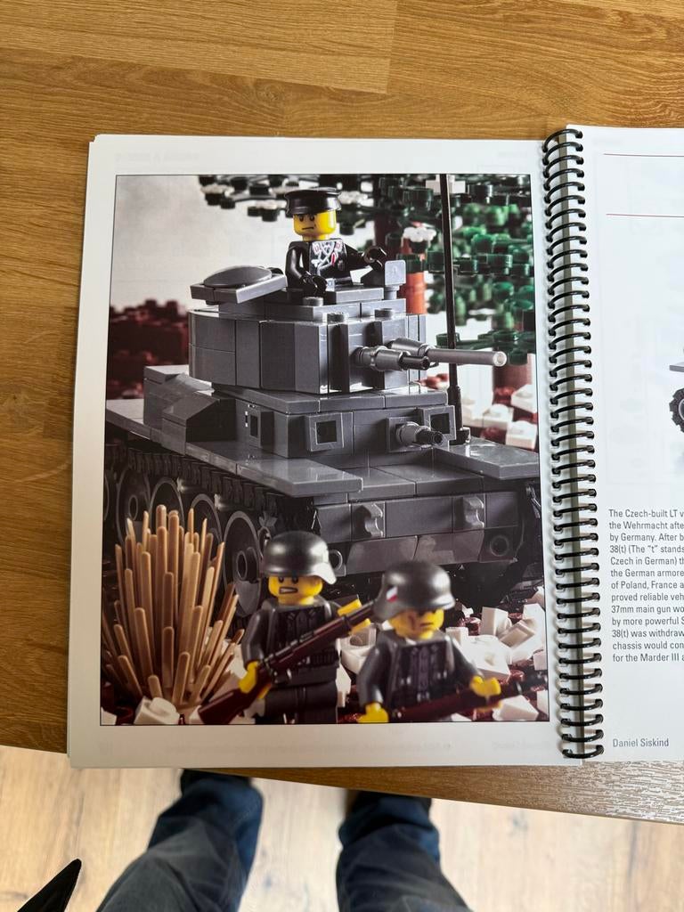 Lego WWII Tanks Bouwboek - Operation Barbarossa, Ophalen of Verzenden, Zo goed als nieuw, Overige onderwerpen, Geschikt voor kinderen