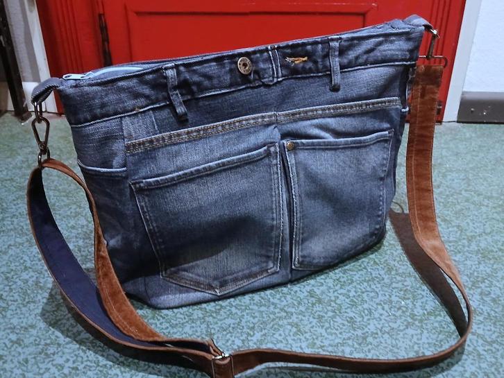 4) Denim schoudertas tas gemaakt van jeans /Spijkerbroek, Sieraden, Tassen en Uiterlijk, Tassen | Damestassen, Nieuw, Blauw, Ophalen of Verzenden
