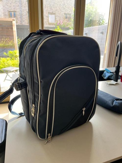 Complete picnicktas 4 personen, Hobby en Vrije tijd, Picknickmanden, Nieuw, Ophalen