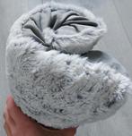 NIEUW! Human Comfort Rabbit Fleece Pillow Jacou, Nieuw