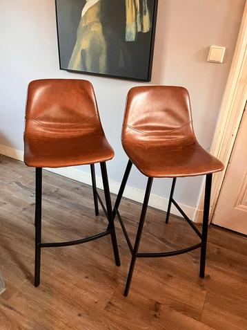 2 Comfortabele Barkrukken beschikbaar voor biedingen