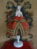 Halfdoll met beentjes, Antiek en Kunst, Antiek | Woonaccessoires, Ophalen of Verzenden