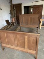 Antiek bed met hoge voor- en achterkant, Antiek en Kunst, Antiek | Meubels | Bedden, Ophalen