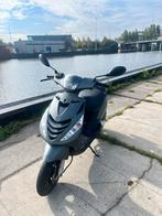Piaggo zip iget 2019, Fietsen en Brommers, Scooters | Piaggio, Ophalen, Gebruikt, Maximaal 45 km/u, Zip