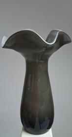 Mondgeblazen vaas, Overige kleuren, Ophalen of Verzenden, Minder dan 50 cm, Glas