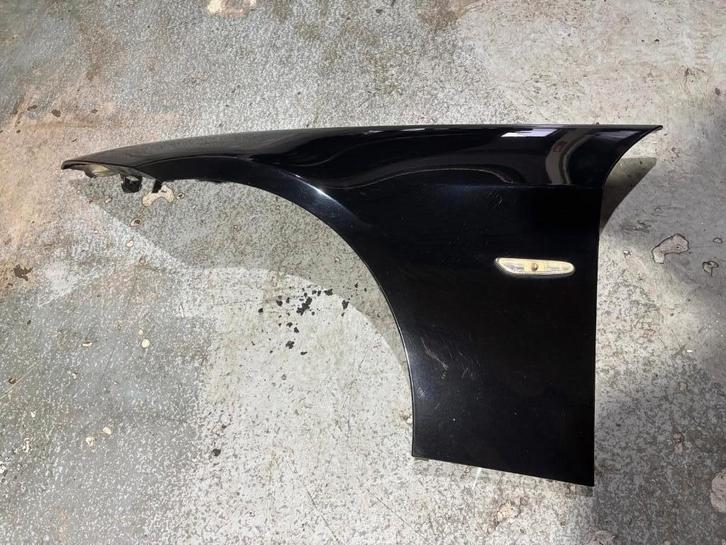 voorscherm, zijscherm Links voor BMW E90,E91 SCHWARZ 2 667, Auto-onderdelen, Carrosserie en Plaatwerk, Spatbord, BMW, Links, Gebruikt