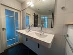 Dubbele wastafel 1,30 x 48 met 2 warm/koud water kranen, Huis en Inrichting, Badkamer | Complete badkamers, Ophalen of Verzenden