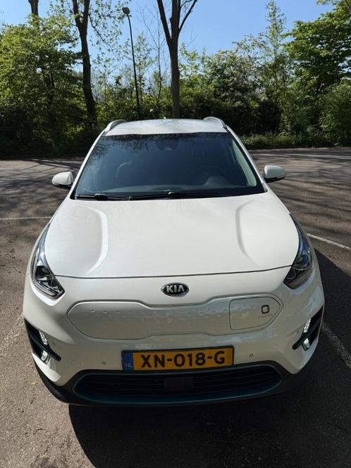 Kia e-Niro ExecutiveLine 64 kWh  204pk  2019 Wit, Auto's, Kia, Particulier, Niro, Achteruitrijcamera, Adaptive Cruise Control