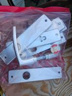 Deurbeslag set - Klinken, slot en scharnieren, Doe-het-zelf en Verbouw, Hang- en Sluitwerk, Ophalen of Verzenden, Gebruikt, Chroom