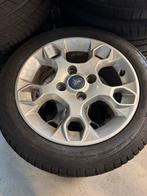 Ford Fiesta Winterbanden 15 inch LM Velgen, Auto-onderdelen, Banden en Velgen, Ophalen, Gebruikt, 15 inch, Banden en Velgen
