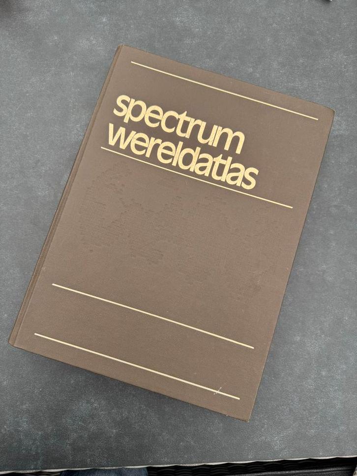 Grote Spectrum Wereldatlas + Encyclopedie Complete Serie, Boeken, Encyclopedieën, Gelezen, Complete serie, Algemeen, Ophalen