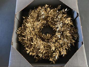 krans goud gedroogde ruscus 35 cm nieuw in doos
