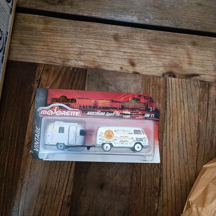 Majorette VW volkswagen T1 Airstream Sport 16 Vintage, Hobby en Vrije tijd, Modelauto's | Overige schalen, Nieuw, Auto, Ophalen of Verzenden