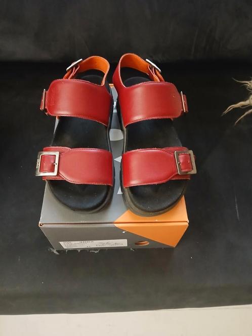 MAG Megamok sandalen 41, Kleding | Dames, Schoenen, Zo goed als nieuw, Sandalen of Muiltjes, Ophalen of Verzenden