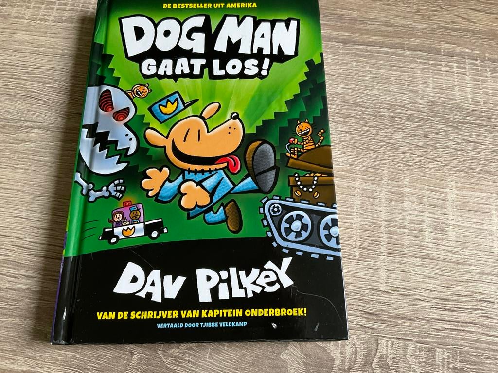 Dav Pilkey - Dog Man gaat los! Deel 2, Fictie algemeen, Ophalen of Verzenden, Zo goed als nieuw, Dav Pilkey