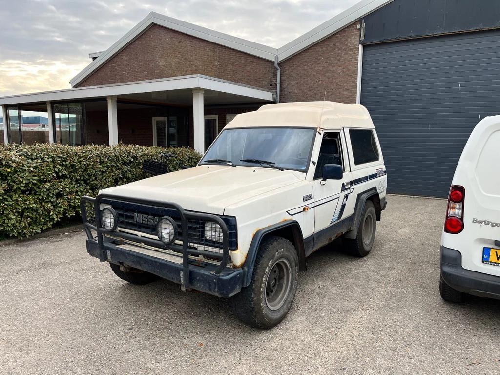 Nissan Patrol 3.3 TD MMBS landbouwvoertuig (bj 1990), Auto's, Overige merken, Achterwielaandrijving, Bedrijf, Te koop
