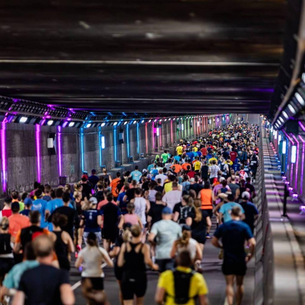 Ticket aangeboden Dam tot Dam loop 2026, Verzenden, Nieuw