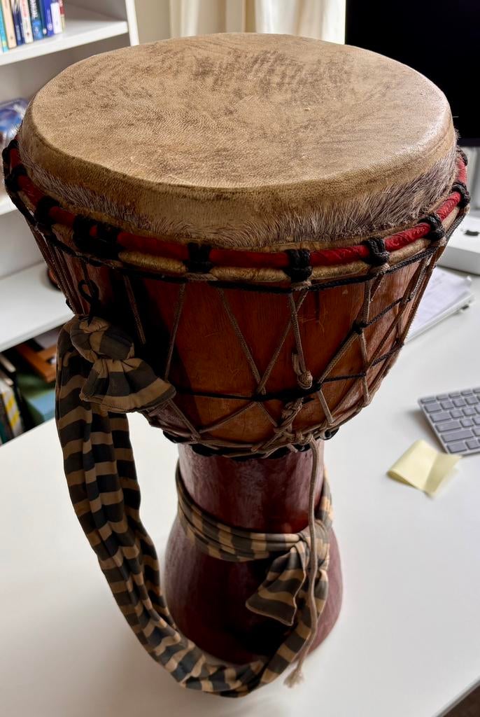 Authentieke Afrikaanse Djembé – 30cm | Goede staat, Muziek en Instrumenten, Percussie, Ophalen of Verzenden, Zo goed als nieuw