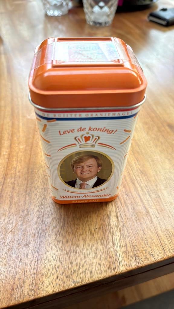 Orgineel De Ruijter ter ere van de troon wisseling, Verzamelen, Blikken, Ophalen of Verzenden, Zo goed als nieuw, Overige