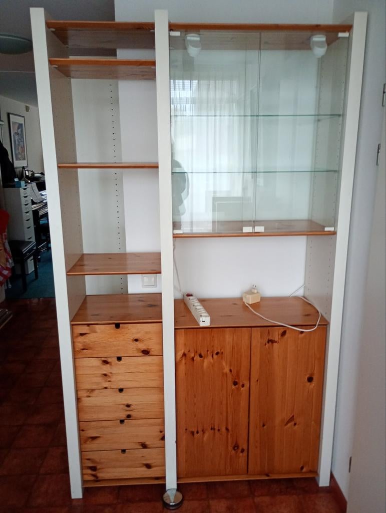 Ikea Terminal kast met verlichting en handleidingen, Huis en Inrichting, Ophalen, Gebruikt