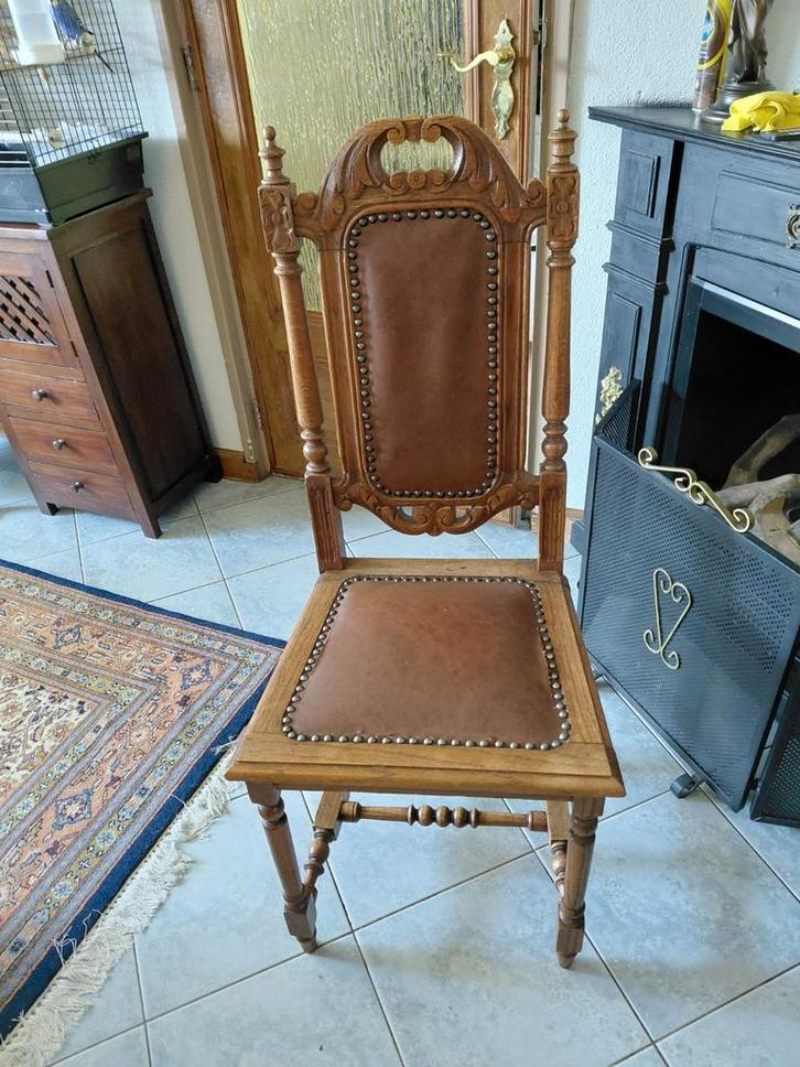 Charmant oud antiek stoeltje, perfect als opknapper., Antiek en Kunst, Antiek | Meubels | Stoelen en Banken, Ophalen