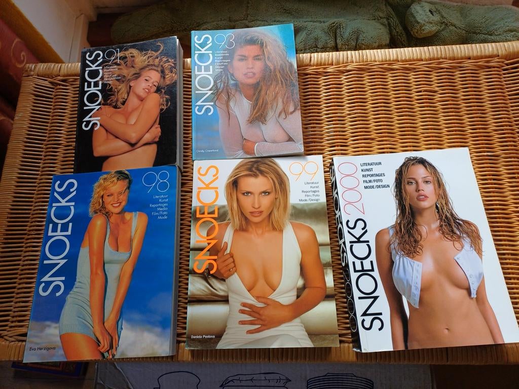 Snoecks Jaarboeken Collectie (1991, 1993, 1998, 1999, 2000), Ophalen of Verzenden, Gelezen, Overige typen