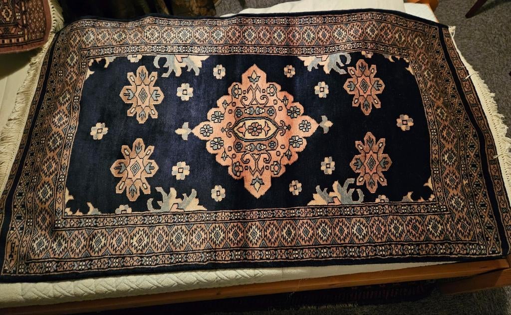 Handgeknoopt Oosters tapijt - 138x79 cm met certificaat, Zo goed als nieuw, Oosters, Traditioneel, Rechthoekig, Bruin