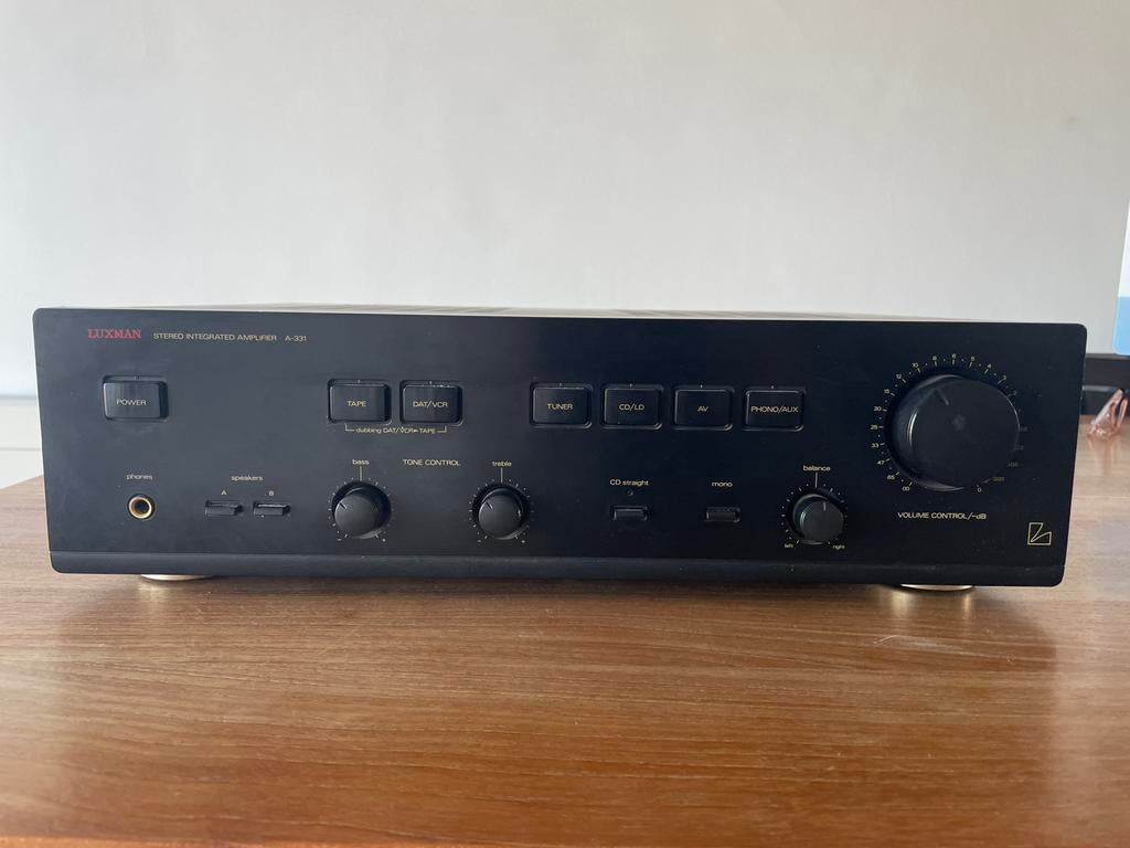 Luxman A-331 versterker, Audio, Tv en Foto, Versterkers en Receivers, 60 tot 120 watt, Ophalen, Overige merken, Gebruikt