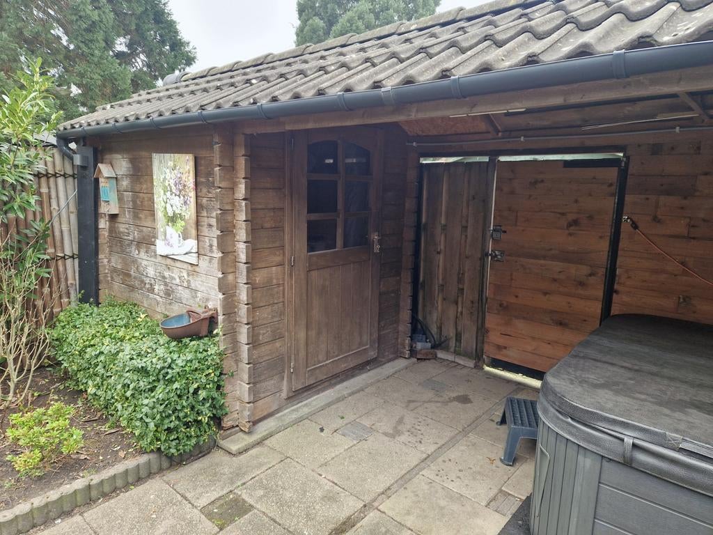 Blokhut met verlengd dak en overkapping, Tuin en Terras, 250 tot 500 cm, Blokhut, Ophalen of Verzenden, 1 raam