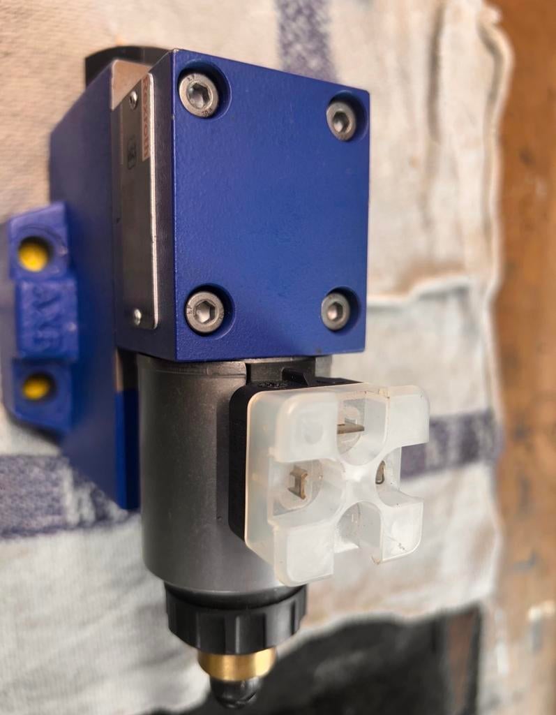 Hydrauliek ventiel, Ophalen