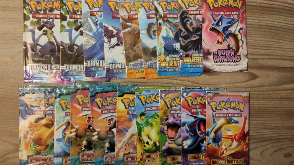 Pokémon vintage booster packs leeg, Hobby en Vrije tijd, Verzamelkaartspellen | Pokémon, Ophalen of Verzenden, Gebruikt, Booster