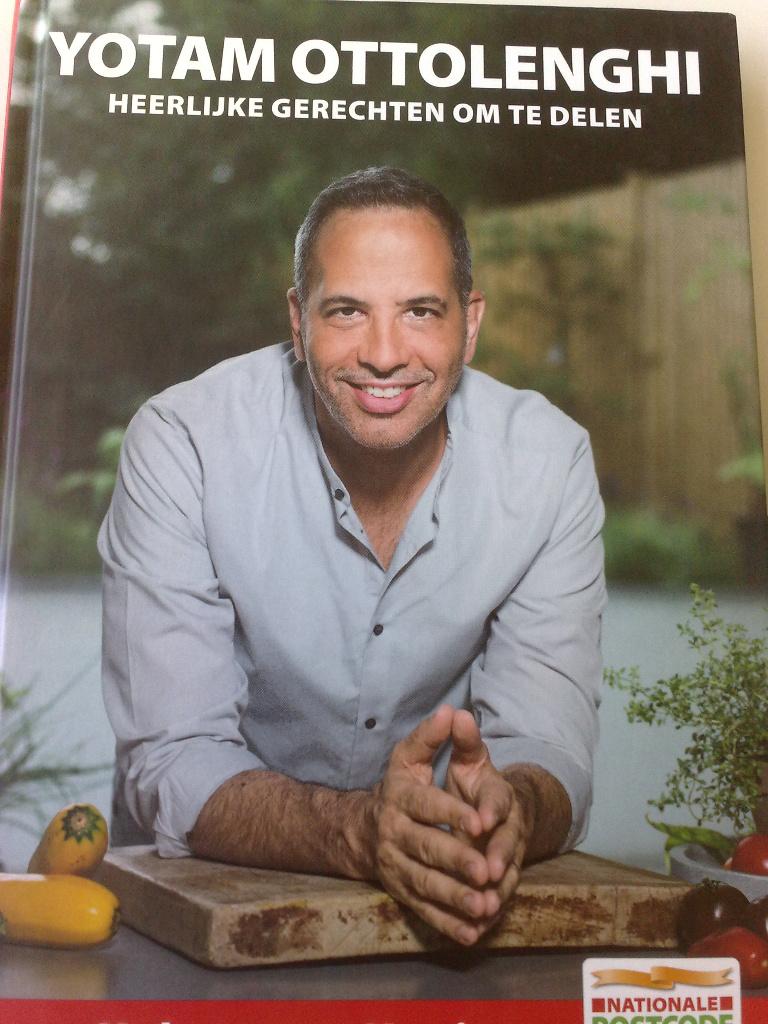 Heerlijk gerechten om te delen - Yotam Ottolenghi, Boeken, Kookboeken, Verzenden, Zo goed als nieuw