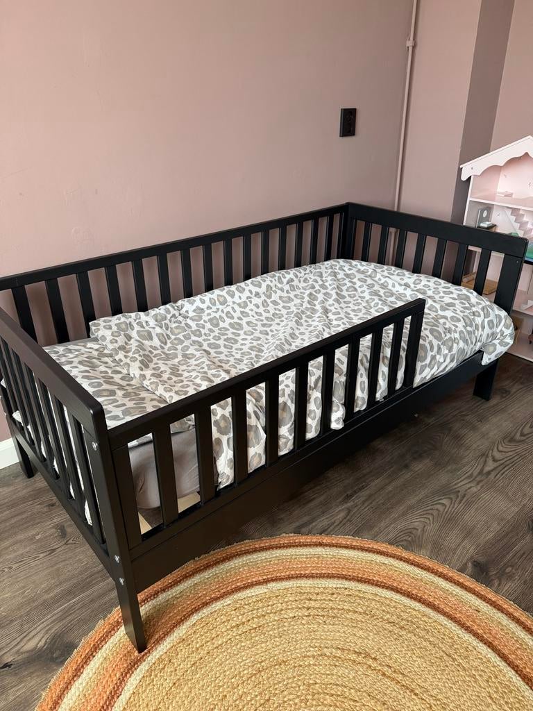 Peuterbed petit amelie, Kinderen en Baby's, Ophalen, Gebruikt, 70 tot 85 cm, 140 tot 160 cm