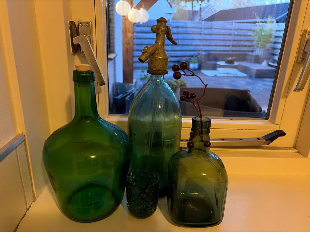Decoratieve flessen set met spuitfles en waxinelichtje, Ophalen of Verzenden