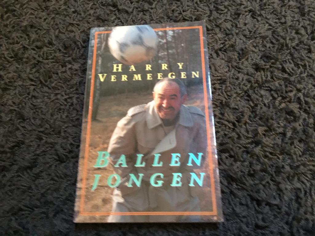 Harry Vermeegen  Ballen jongen, Ophalen of Verzenden, Zo goed als nieuw, Balsport