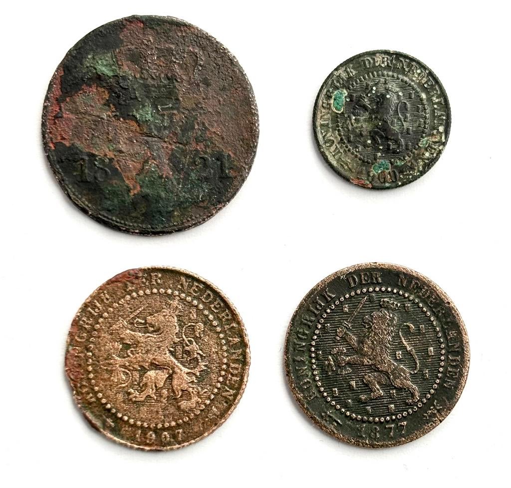 Nederland schaarse hele/halve centen 1821, 1877, 1900, 1907, Postzegels en Munten, Munten | Nederland, Verzenden, Koning Willem I