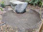 Stenen in cirkel patroon, Ophalen, Beton, Klinkers