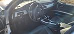 BMW 3-Serie 2.0 318 I Touring 2009 Grijs, Auto's, BMW, Achterwielaandrijving, Zwart, Leder, Handgeschakeld