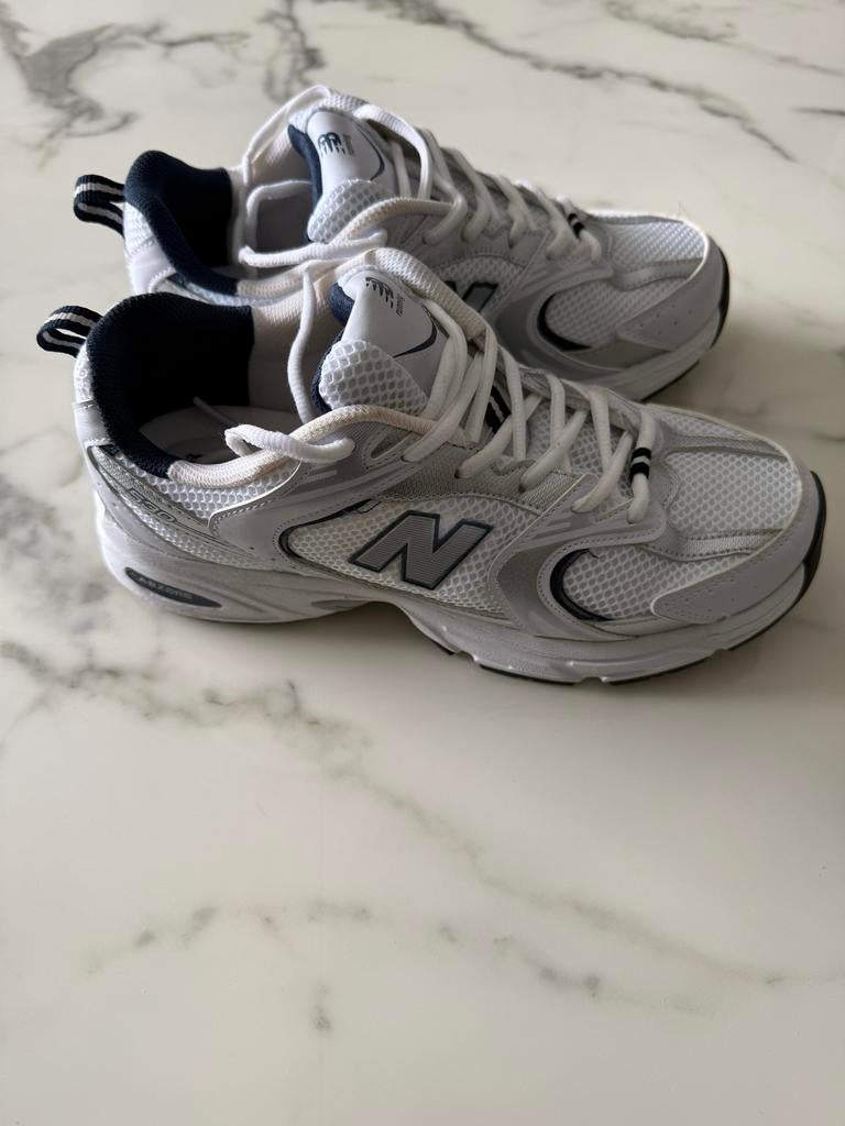 New Balance 530, Wit, Nieuw, Ophalen of Verzenden, Sneakers of Gympen