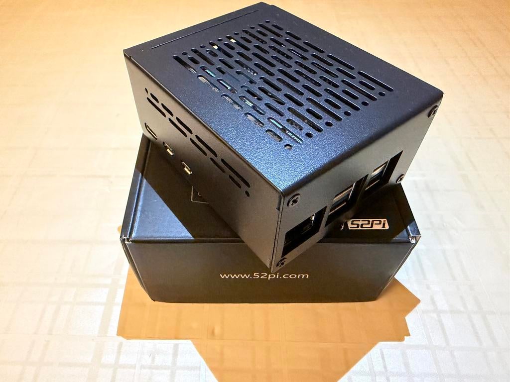 Raspberry Pi 5 – 8GB starterkit + behuizing, fan & SD kaart, Ophalen of Verzenden, Nieuw