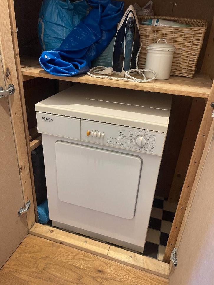 Miele Novotronic T430 wasdroger - Erg fijn en betrouwbaar, Witgoed en Apparatuur, Wasdrogers, Gebruikt, Condens, Voorlader, 6 tot 8 kg