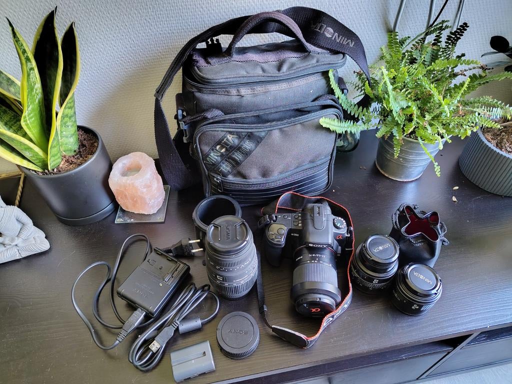 Sony A350 DSLR + accessoires en lenzen, 14 Megapixel, Gebruikt, Spiegelreflex, Ophalen of Verzenden