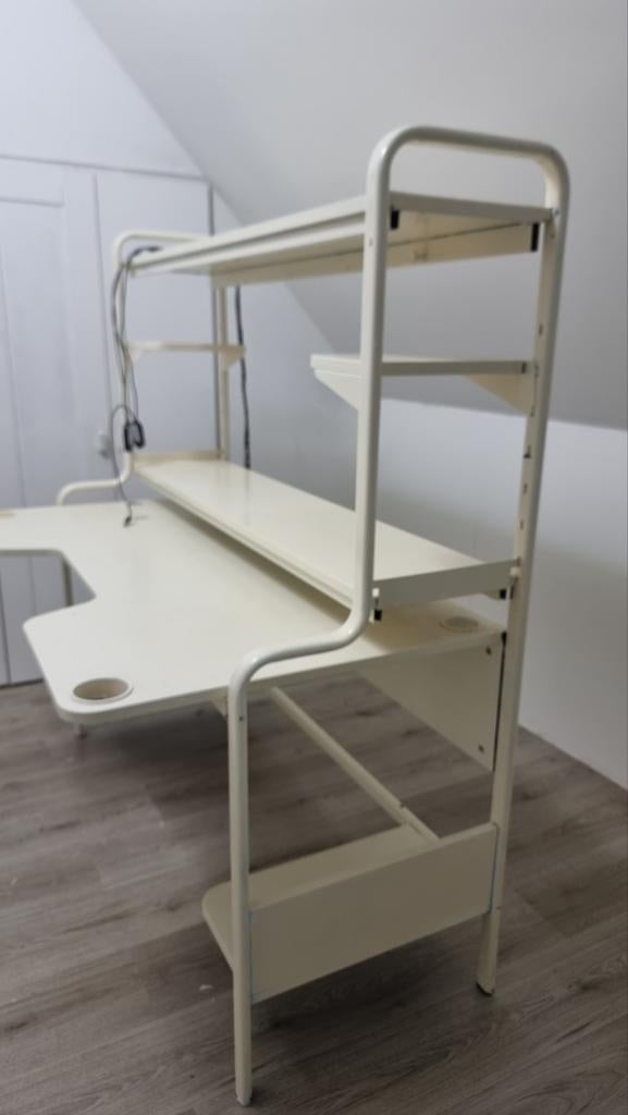 Bureau, Ophalen, Gebruikt, 65 cm of meer, 70 cm of meer