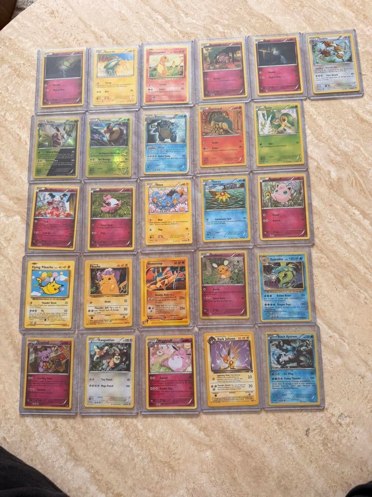Oude pokemon kaarten, Hobby en Vrije tijd, Verzamelkaartspellen | Yu-gi-Oh!, Ophalen of Verzenden, Zo goed als nieuw, Meerdere kaarten