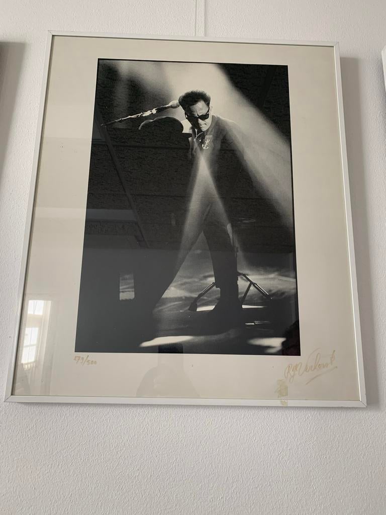 Gesigneerd door Rob Verhorst – Gitarist Willy DeVille, Ophalen of Verzenden