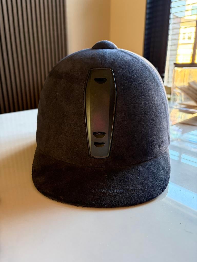 Paardrij cap, Ophalen, Zo goed als nieuw