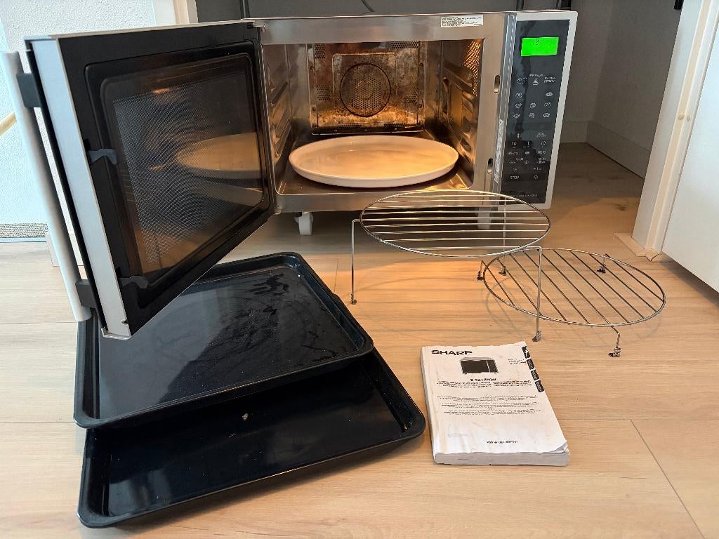 Verlaagd in prijs! Sharp combi-oven / magnetron (40L), Witgoed en Apparatuur, Magnetrons, Ophalen, Combimagnetron, Hete lucht