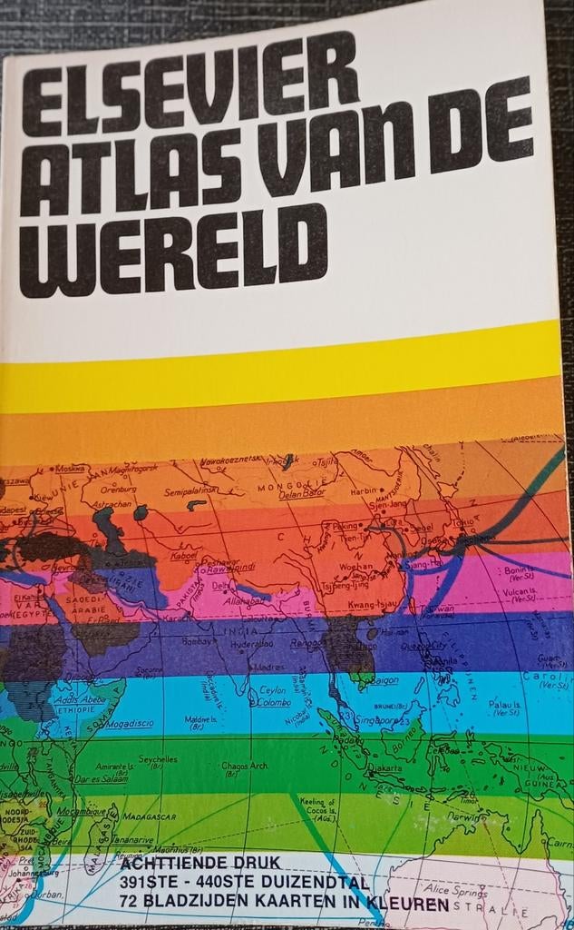 Elsevier Atlas van de Wereld 1970 - Nette Staat, Boeken, Atlassen en Landkaarten, Ophalen of Verzenden, 1800 tot 2000, Wereld