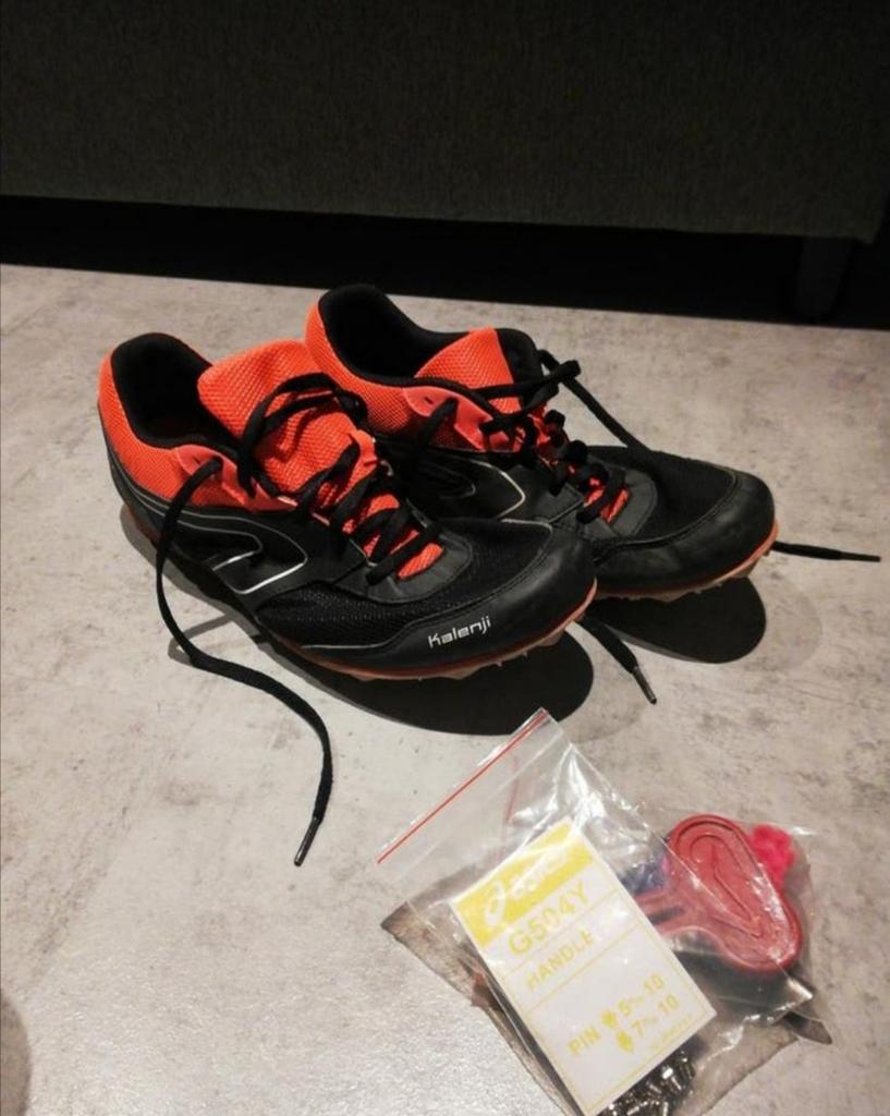 Kalenji spikes, atletiek schoenen maat 46, Ophalen of Verzenden, Gebruikt, Spikes, Overige merken