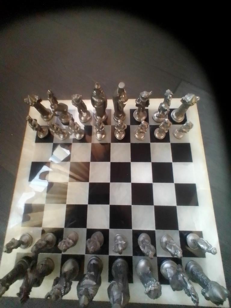 Mooie massief tinnen schaakstukken (met marmeren bord)!, Een of twee spelers, Verzenden, Gebruikt
